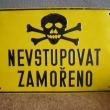Plechov� cedule, NEVSTUPOVAT ZAMO�ENO.